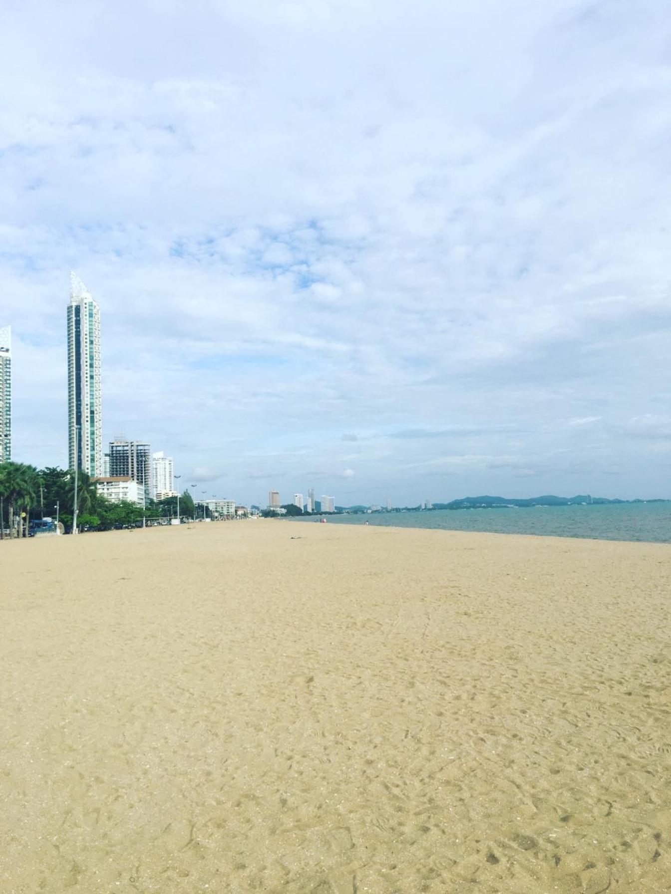 2 ห้องนอน 2 ห้องน้ำ Seaview Jomtien ชั้น18 Apartment Ngoại thất bức ảnh